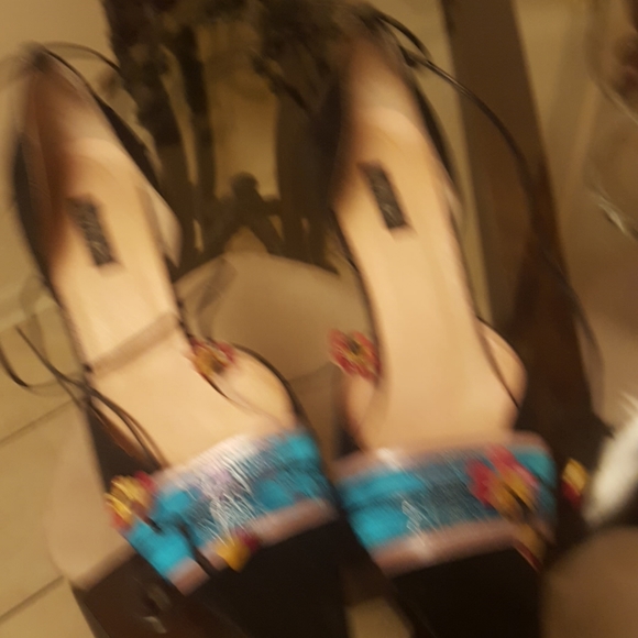 Black suede tie up heels - Picture 2 of 4